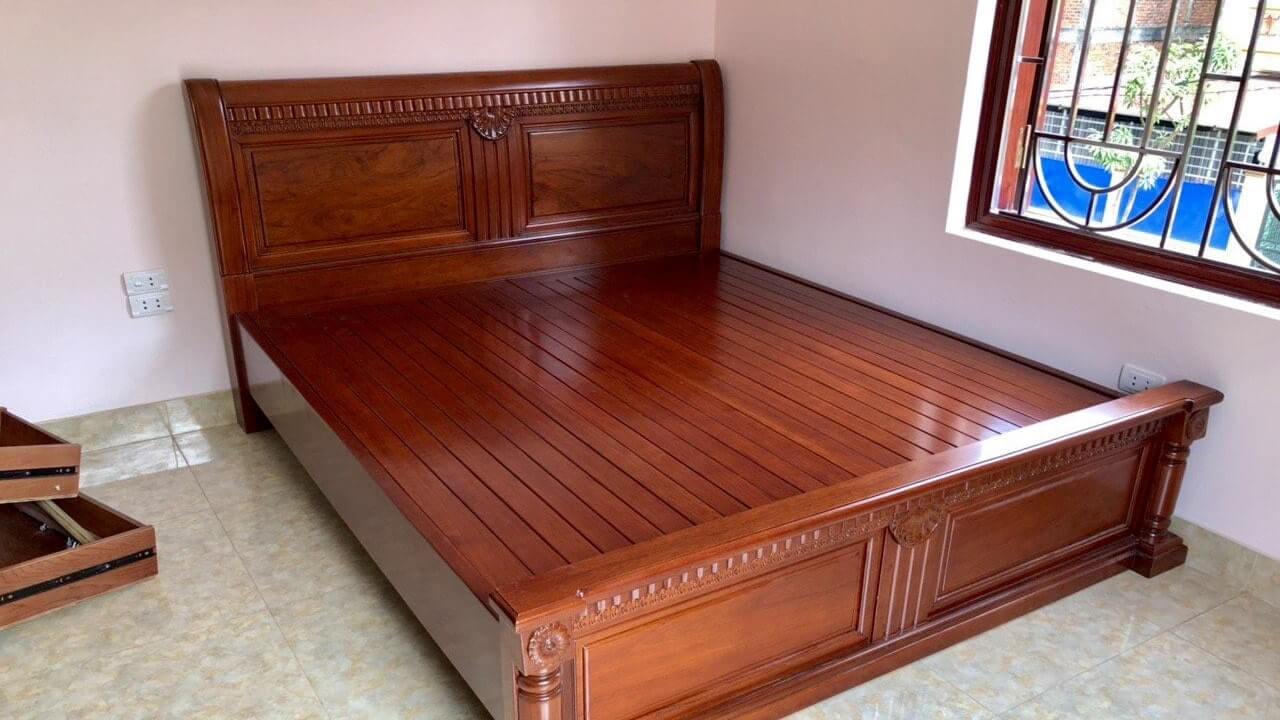 giường gỗ gụ đồng kỵ