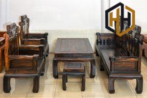 bàn ghế chất liệu mun đuôi công