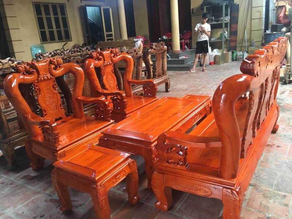 Bàn ghế gỗ tay 10
